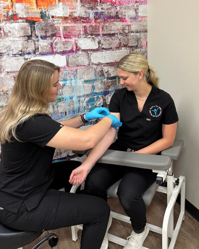 Women's lab testing, Men’s lab testing, comprehensive thyroid testing, menopause hormone testing, vitamin D3 testing, advanced lipid panel, cardiovascular screening, food sensitivity testing, rapid strep test, functional lab testing Cedar Rapids