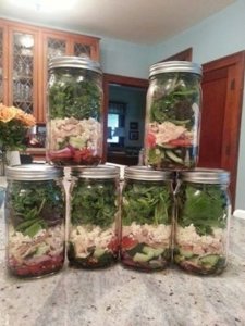 salads-in-jars